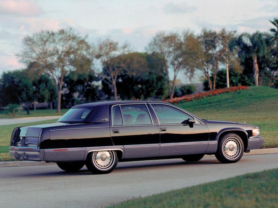  Cadillac Fleetwood Brougham 1993 года  (фото 28 из 35)